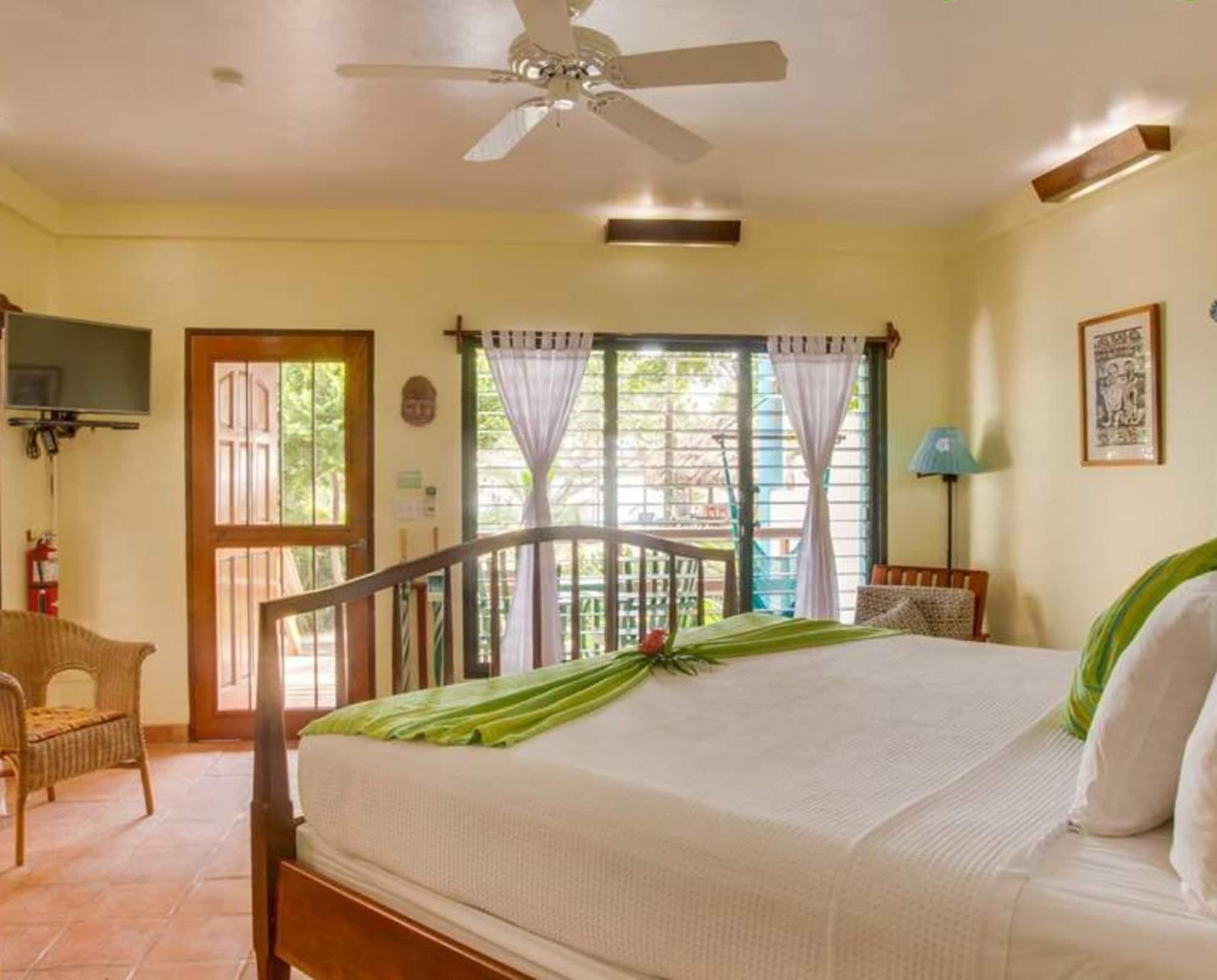 Robert'S Grove Beach Resort Placencia Eksteriør billede