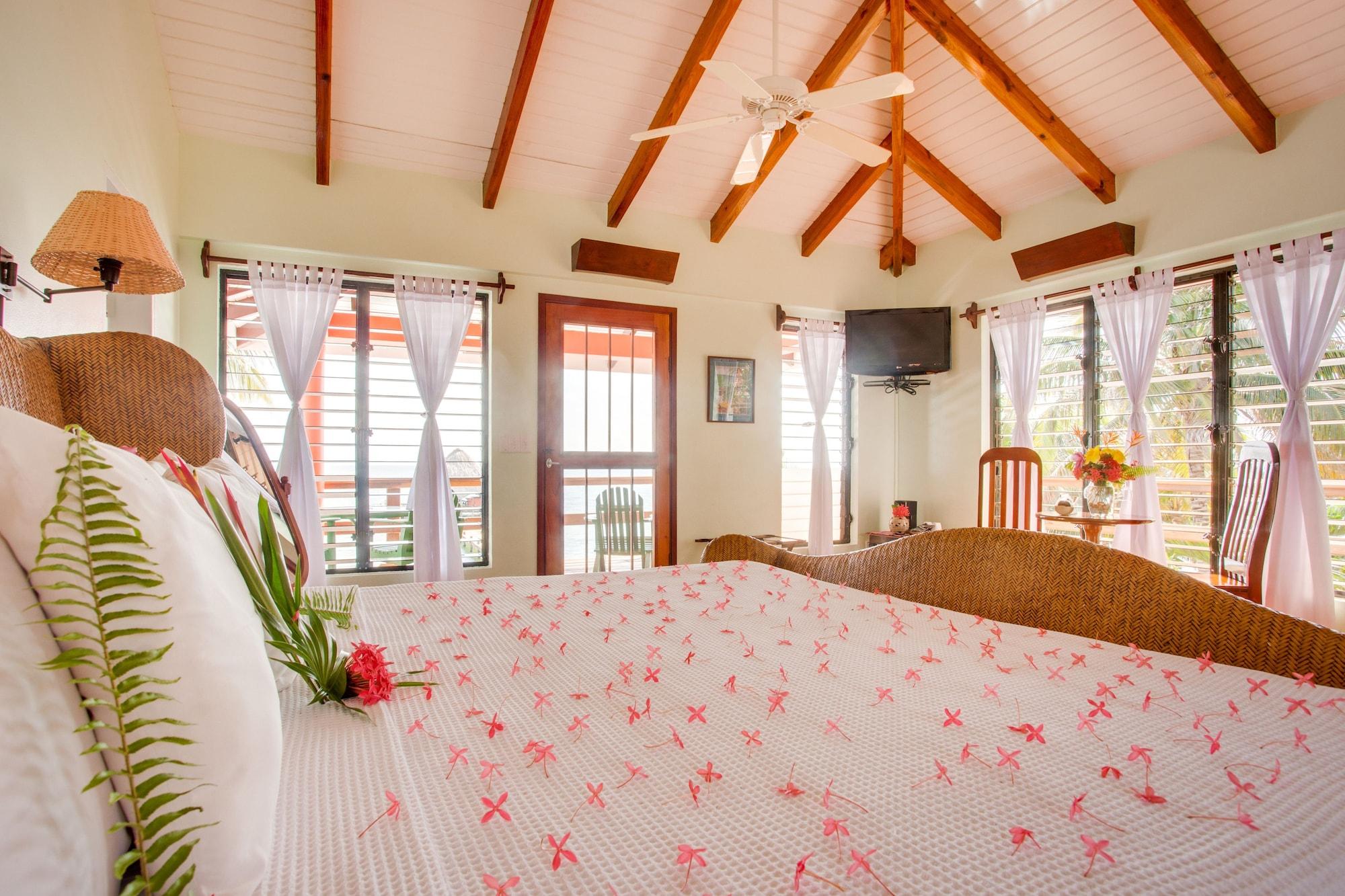 Robert'S Grove Beach Resort Placencia Eksteriør billede